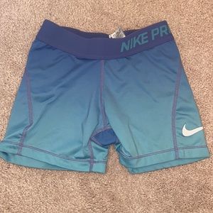 Blue ombré children’s nike pro shorts
